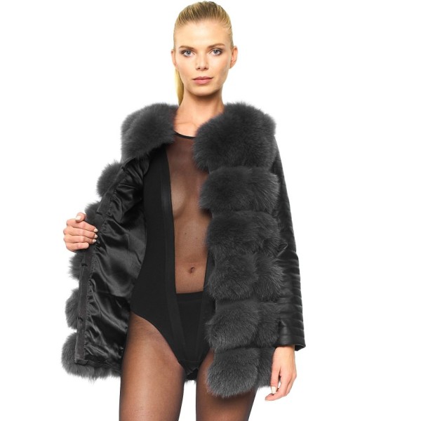Woman leathercoat wintercoat winterjacket Real Fur Jacket with leather sleeves
